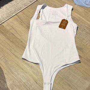 ReoRia Classic White Bodysuit